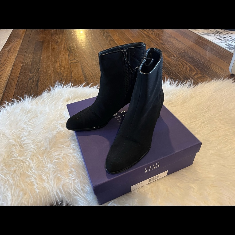 Stuart Weizmann Women’s Backer Bootie with Aquatex